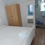 Alex Oldtown Sea View And Appartments Pensionat Mykonos Town